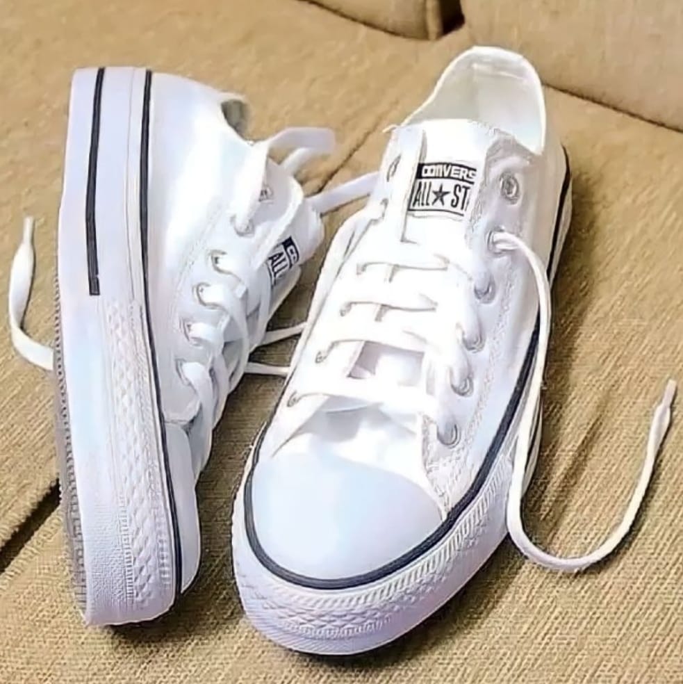 Fashionable Low Cut Unisex Men Women Sports Comfortable Sneakers Lace Up Closed Shoes Dress Leisure Boy Girl Shoes Fashion Rubber Shoes