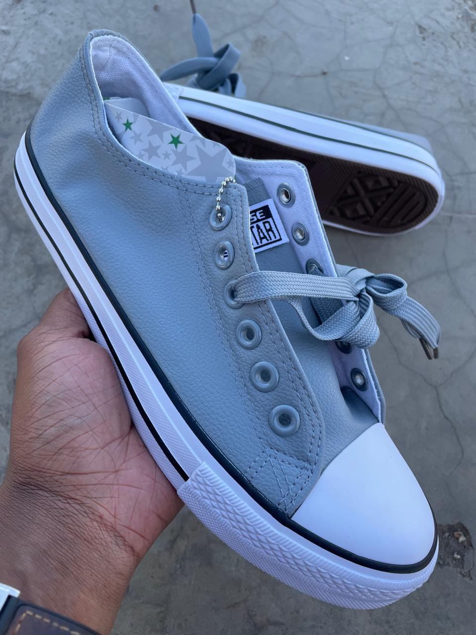 Elegant Rubbers Leather Latest edition Unisex Mens and Womens Shoes Comfortable Lace Up Sneakers Fashionable Gentlemen Shoes Low Cut Rubbers Sports Shoes