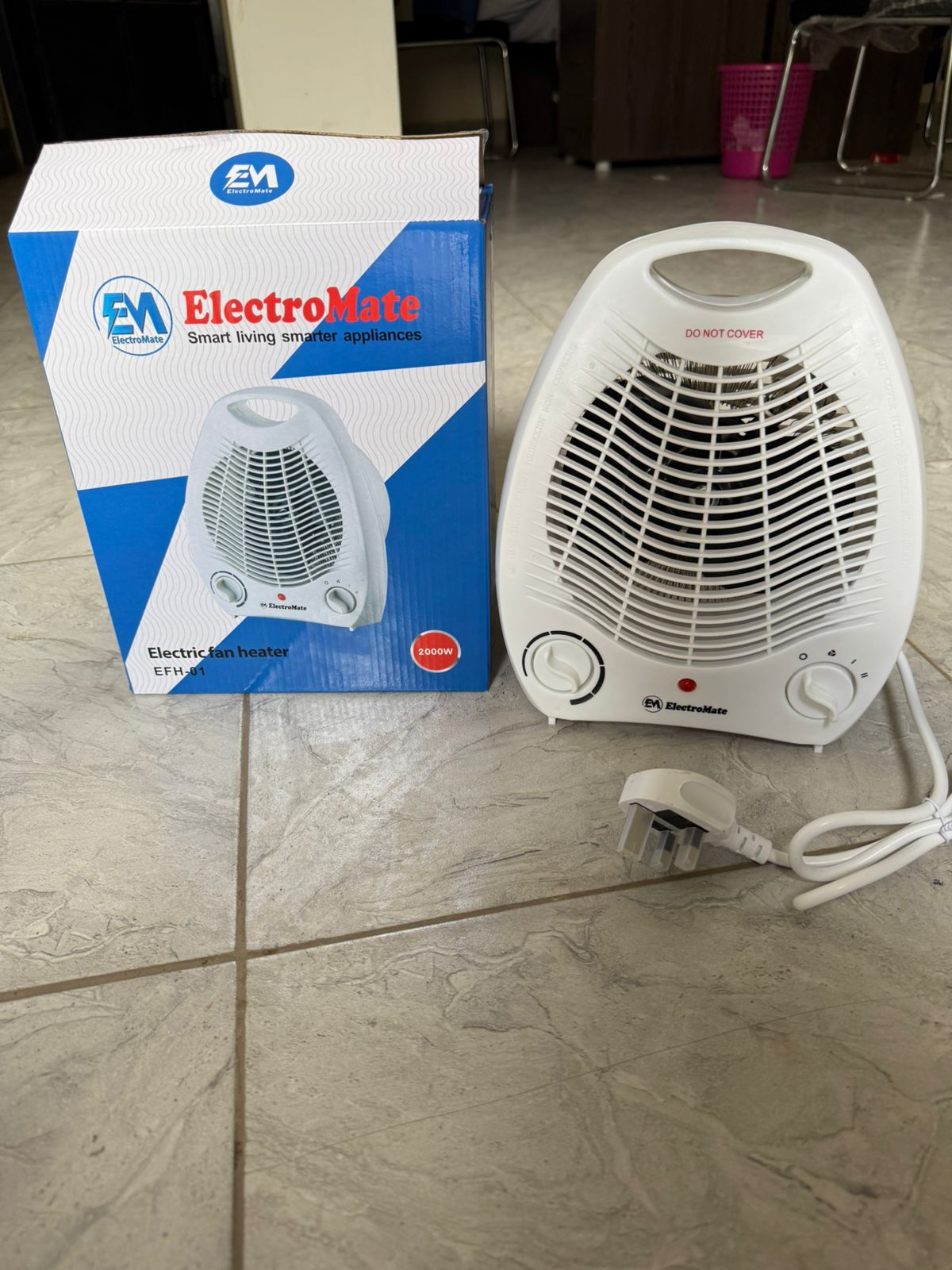 🎉ElectroMate 2000W Fan Room Heater, Portable with Safety Tip Over & Thermostat🎇No more cold nights or seasons!!
Transform your house into a warm cozy home with this air heater.
The product has over
