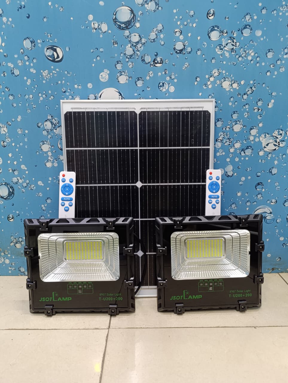 🎇JSOT 2pcs 200W Solar Floodlights + 1 Panel Dusk to Dawn Outdoor Security Lights🎀Brighten your outdoor space with this set of 2 ultra-bright 200W solar floodlights from Budget Lc, powered by a high-