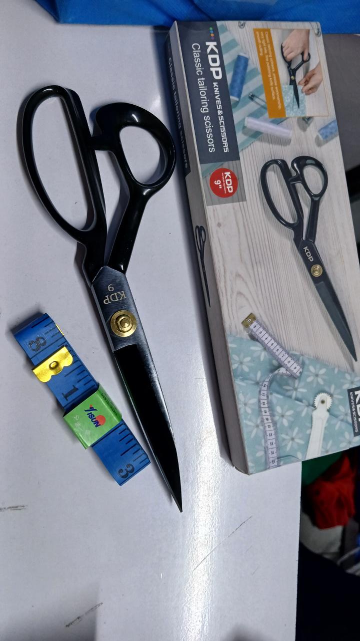 OFFER ! KDP Classic Tailoring scissors 9 inches + Free Tailoring tape 1.5metres long