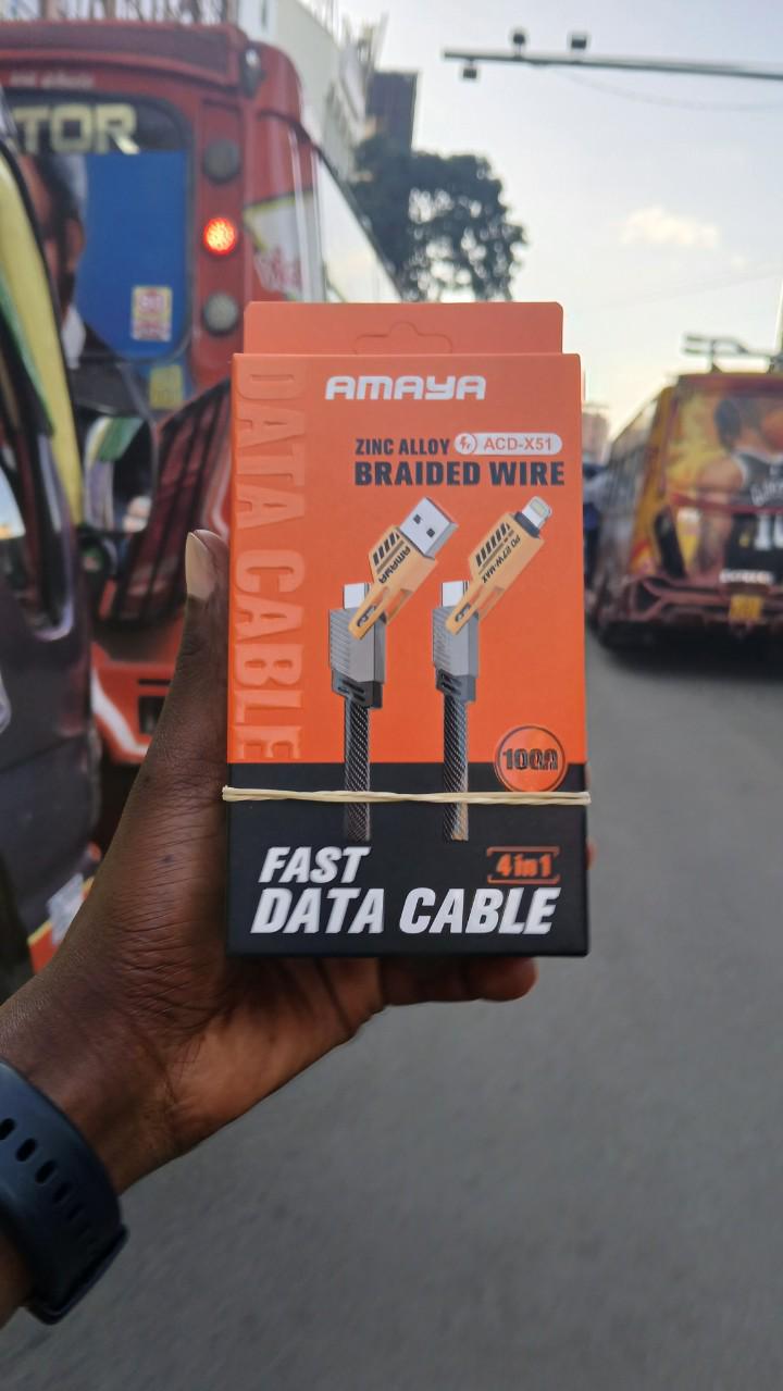 Amaya 4 in 1 Cable C to C / usb A to usb A cable / usb A to usb C / usb A to type C