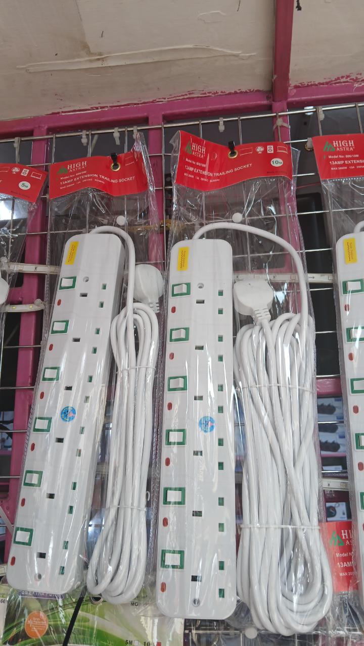 2pcs Socket power extension cables 10 metres 6 ports 12Amps high power supply extension cables