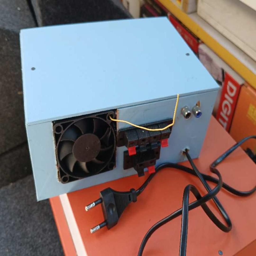 Juakali AC/DC Audio Car Amplifier with TDA2030 amplifier RCA Input/Fm radio Powerful Bass Midrange Output Compact Wooden Design