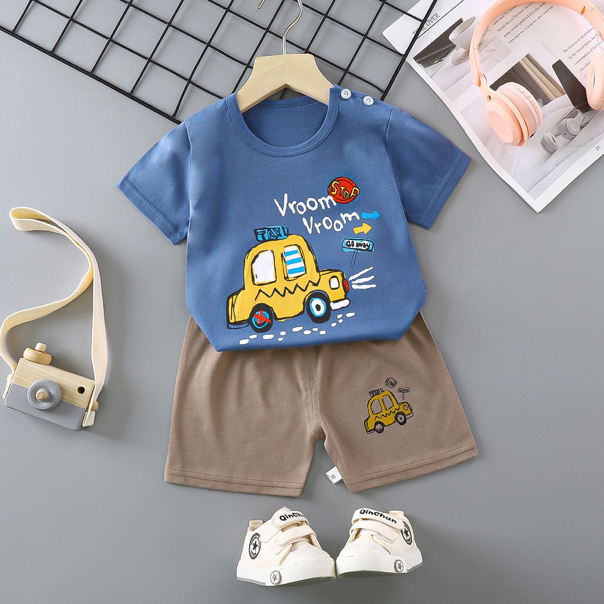 New children's short sleeve suit, pure cotton boys' T-shirt, summer boys' and girls' shorts, baby's summer clothes, round neck short sleeve shirt, elastic waist shorts, soft skin friendly breathable