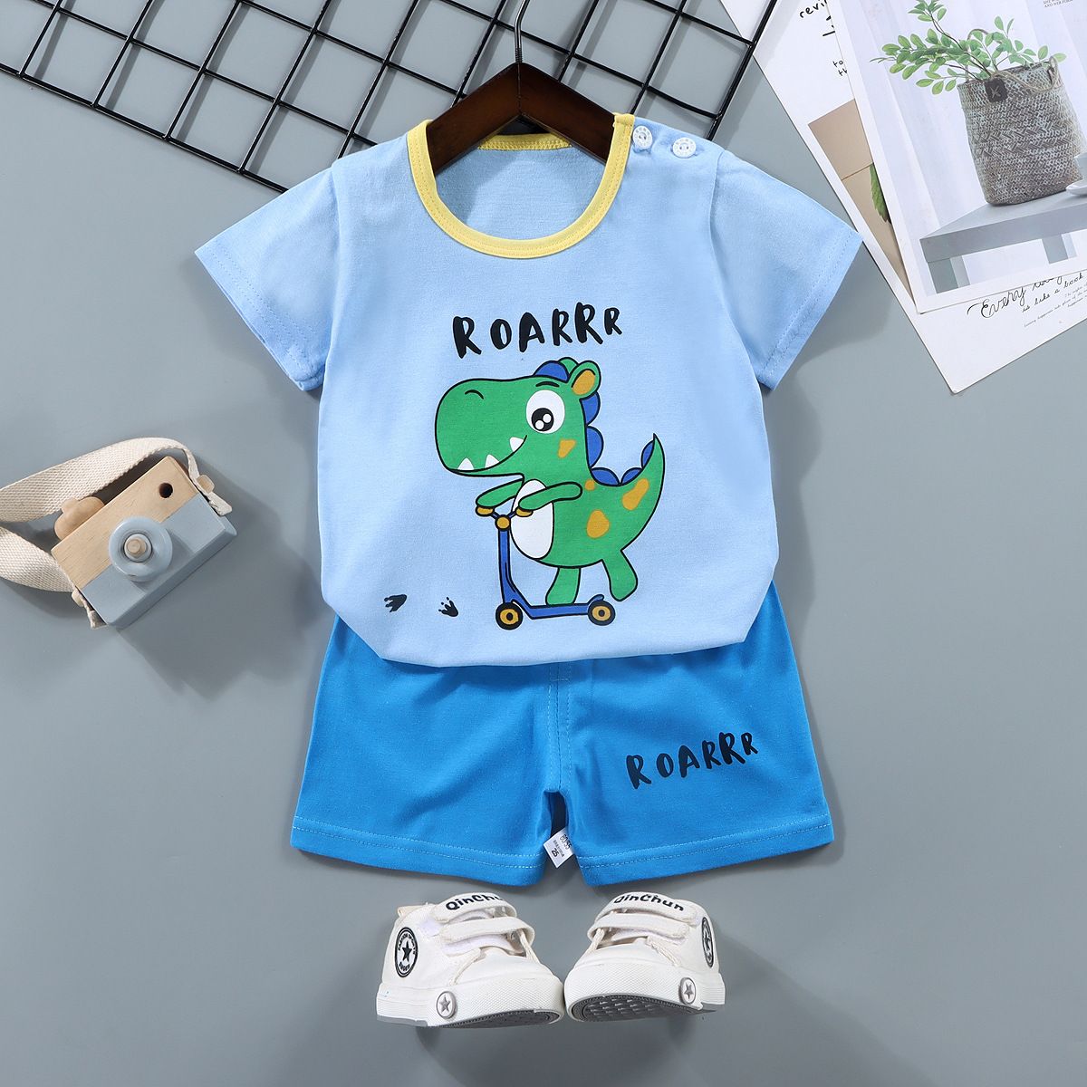 New children's short sleeve suit, pure cotton boys' T-shirt, summer boys' and girls' shorts, baby's summer clothes, round neck short sleeve shirt, elastic waist shorts, soft skin friendly breathable