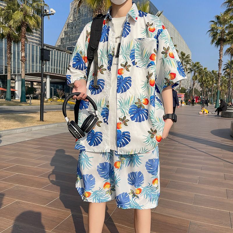 New travel casual men's beach pants,ice silk quick drying flower shorts,vacation flower shirt Hawaiian set,lapel top,soft and comfortable,floral casual two-piece set,fashionable,handsome versatile