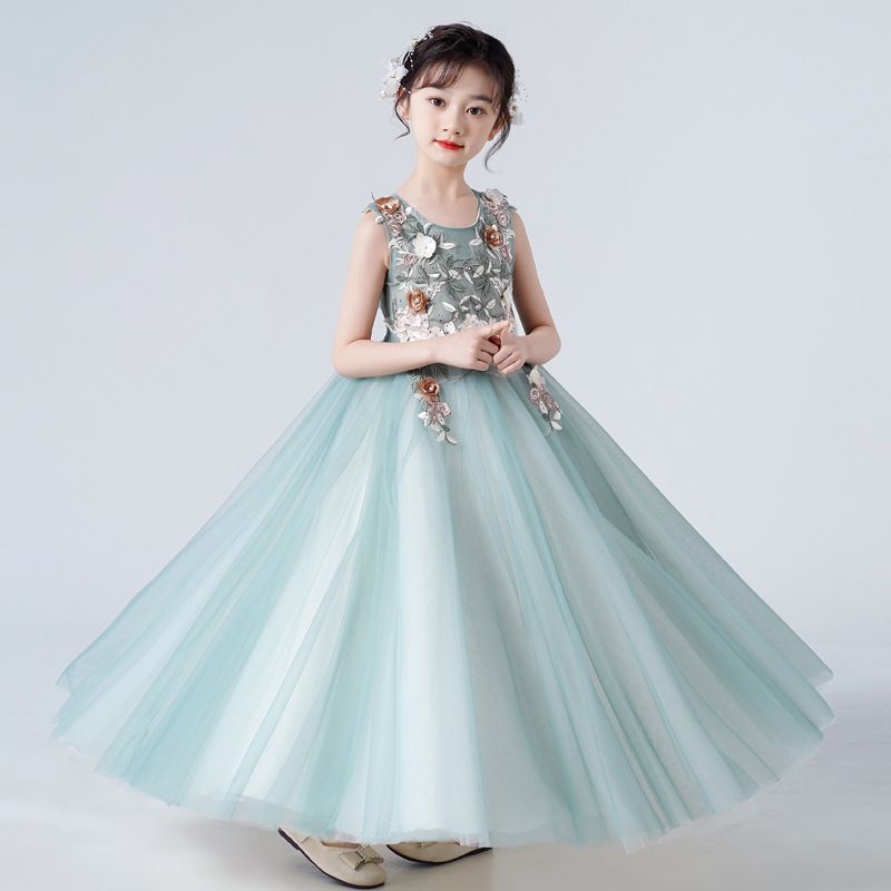 2024 new children's dress princess dress, high-end fluffy dress for wedding flower girls, stylish performance dress for girls' piano hosts, trendy mesh dress, popular European and American styles