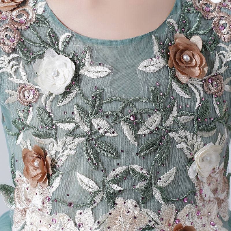 2024 new children's dress princess dress, high-end fluffy dress for wedding flower girls, stylish performance dress for girls' piano hosts, trendy mesh dress, popular European and American styles