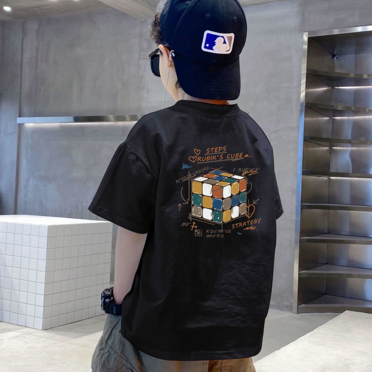 New trendy street style children's clothing,boys' t-shirts with short sleeves,summer children's mid to large boys' tops with half sleeves,autumn innerwear with trendy ins,soft breathable,comfortable