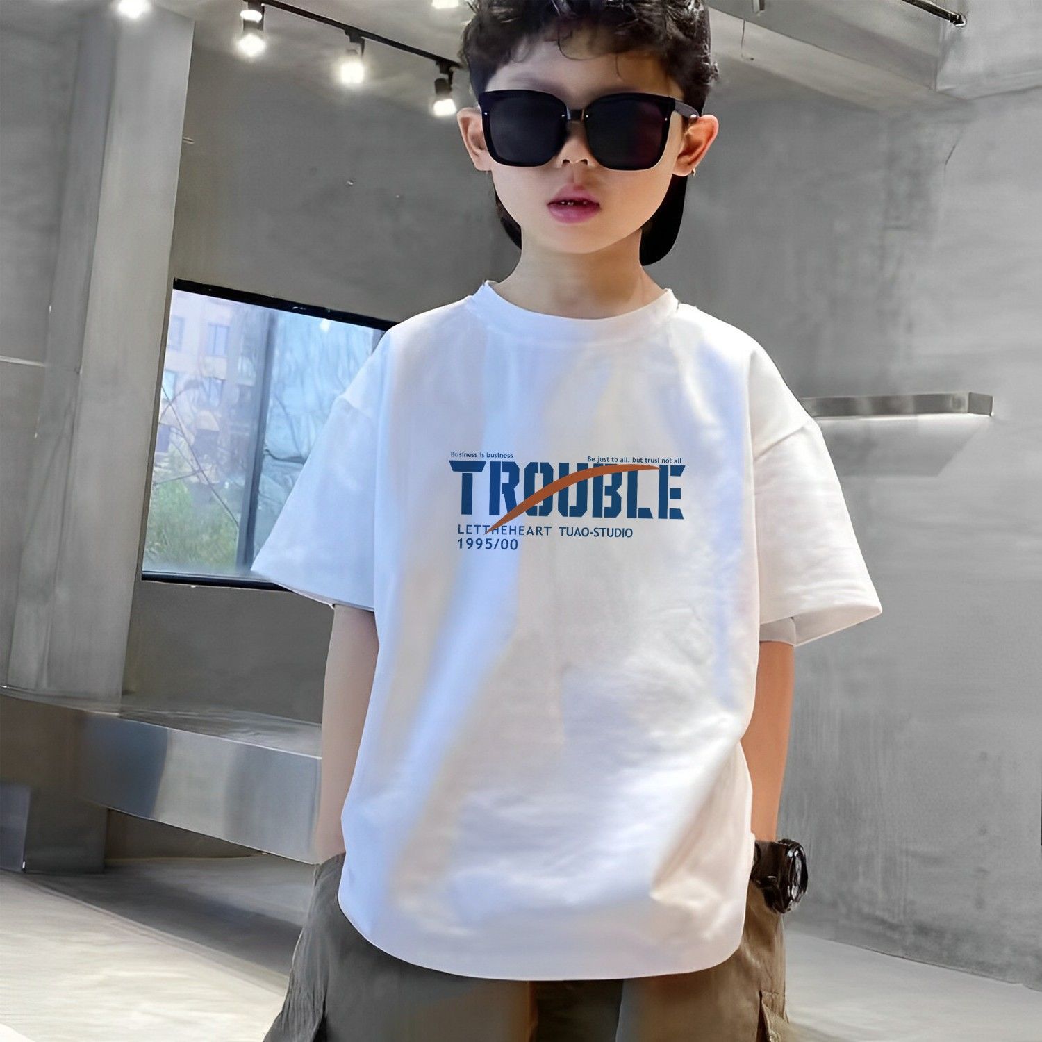 New trendy street style children's clothing,boys' t-shirts with short sleeves,summer children's mid to large boys' tops with half sleeves,autumn innerwear with trendy ins,soft breathable,comfortable