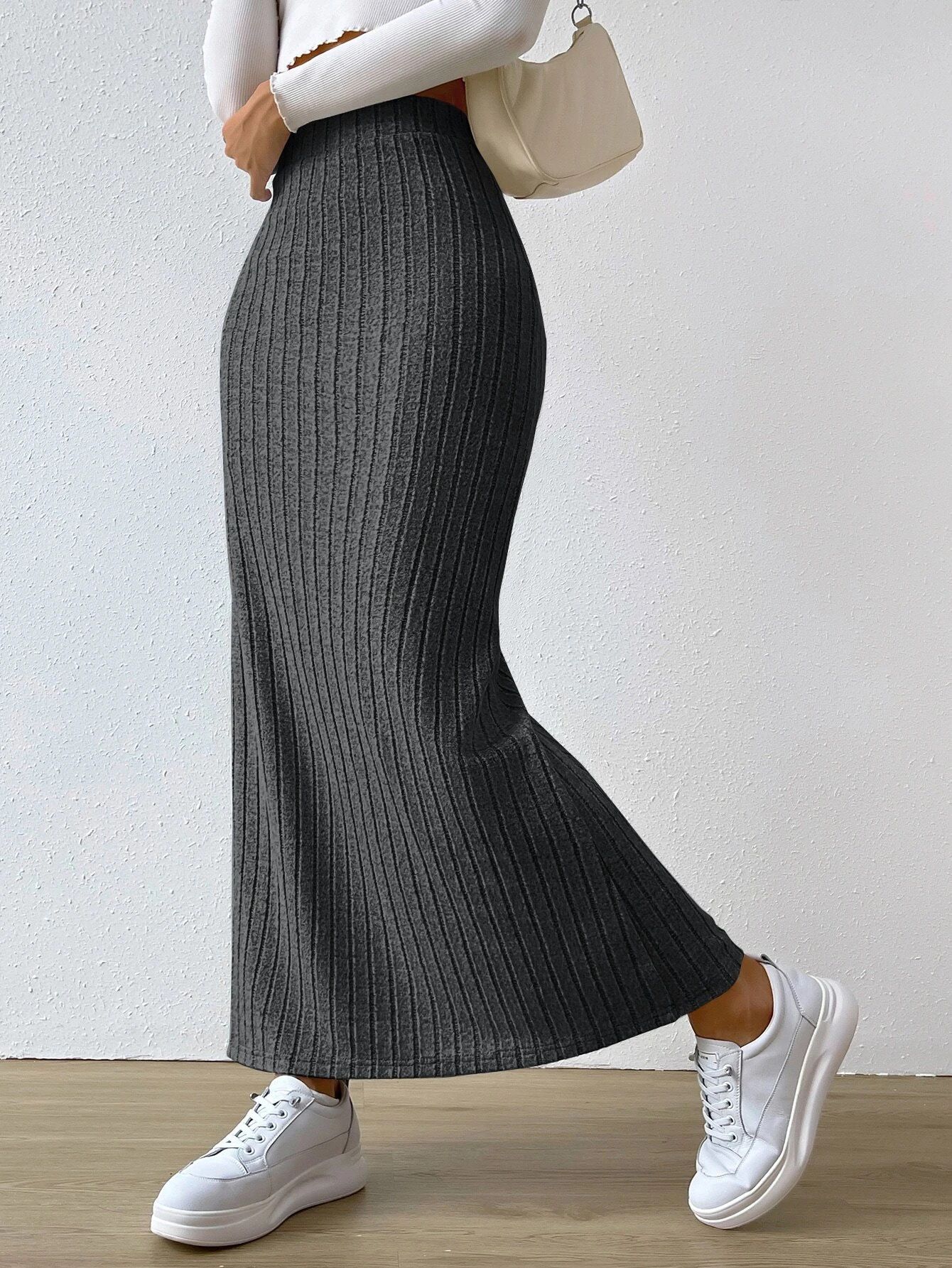 2024 new high waist side slit skirt,slim knit skirt women,fashionable long skirt,solid color elastic waist skirt,Tiktok Amazon popular,simple and casual,fashionable and versatile,soft and comfortable