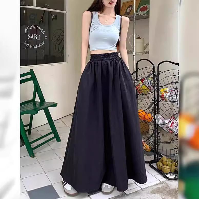 2024 vintage niche green elastic waist skirt for women, high waist slimming umbrella skirt, slim fit A-line skirt, waist cinching long skirt, versatile A-line long skirt, With pocket,comfortable