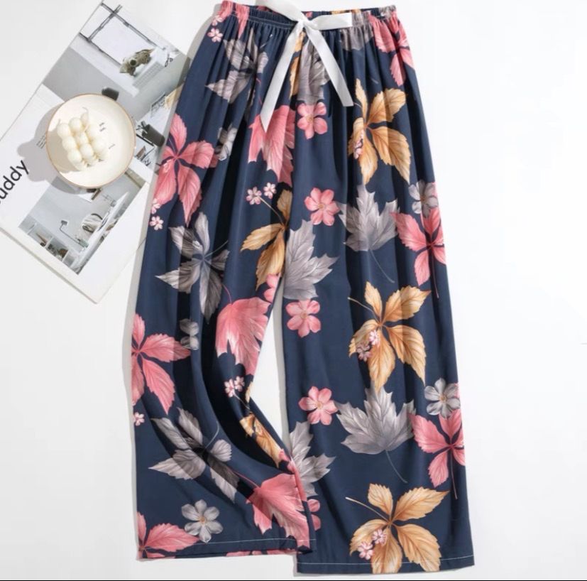 New cotton silk sleeping pants, women's plus size artificial cotton beach pants, can be worn as home cartoon casual floral pants, loose elastic pants, comfortable and breathable, versatile