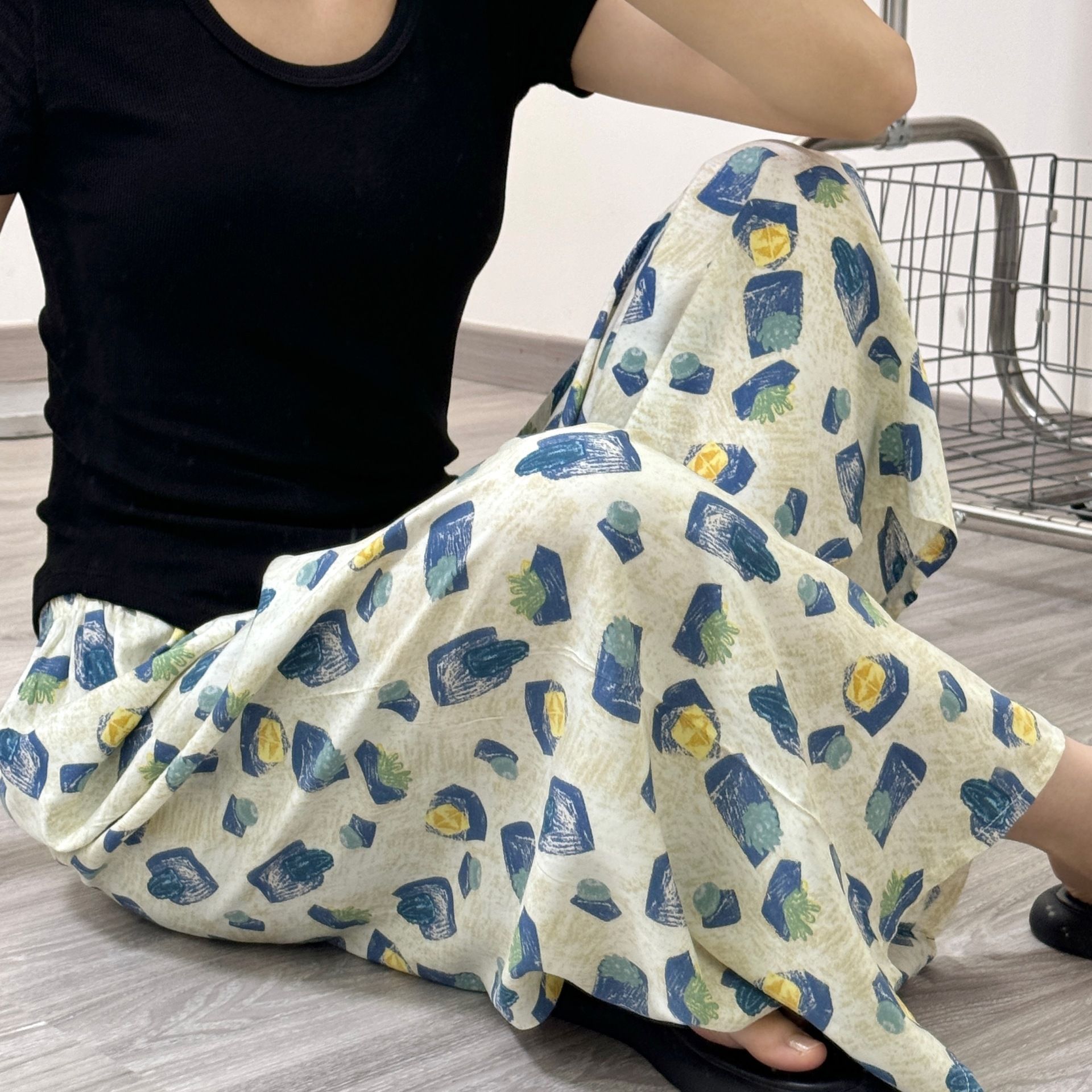 New cotton silk sleeping pants, women's plus size artificial cotton beach pants, can be worn as home cartoon casual floral pants, loose elastic pants, comfortable and breathable, versatile
