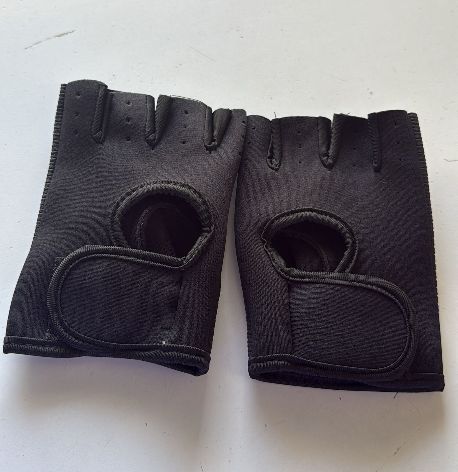 Gym Training Fingerless Gloves, Dumbbells Gym Weightlifting Gloves, Half Finger FiSport Training Fingerless Gloves, Dumbbells Gym Weightlifting Gloves, Half Finger Fitness Workout Palm Protecttness Wo