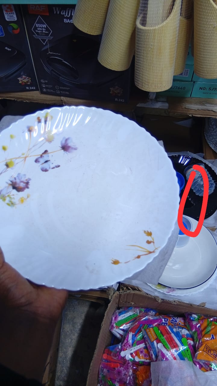 [NEW REDEFINED ARRIVAL] 6pcs colorful floral dinner plates . Made of quality eco-friendly BPA lead free material. Easy to clean. Light in weight and provides an apealling and presentable dish.