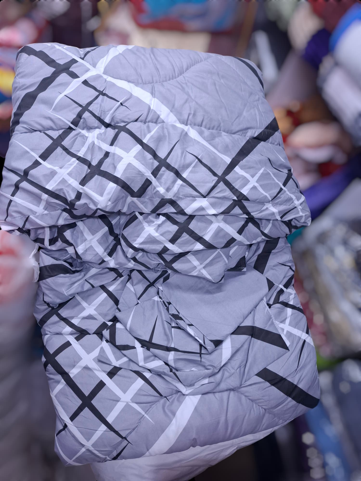 Duvet Beddings Set Includes 1Duvet 1Bedsheet 2Pillowcases 4*6ft & 5*6ft