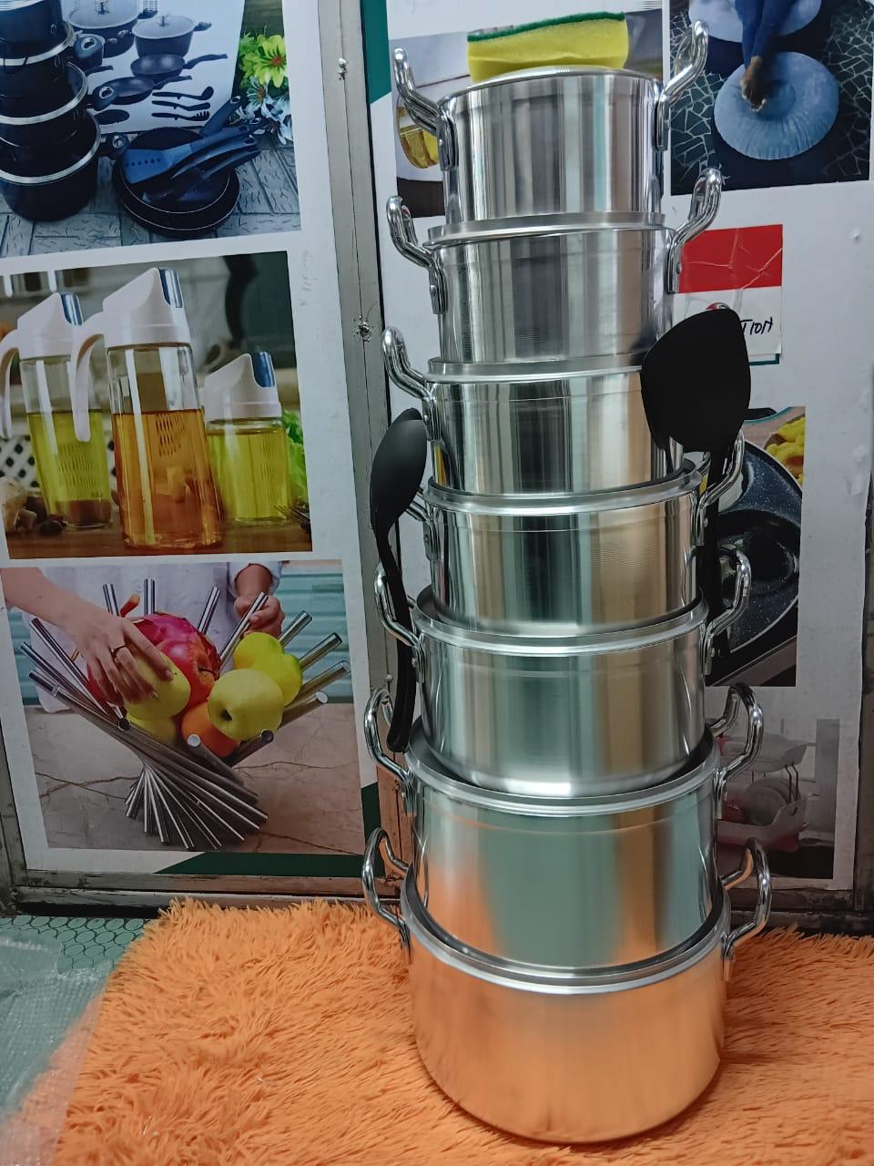 PRICE DROPPED🎀Stainless Aluminium Cookware Pot Sufuria Set- 14pcs🪰Handles stay cool as you cook
well fitting covers
Ideal for Charcoal, Firewood, Gas and Electricity
Stainless steel aluminum
Easy to