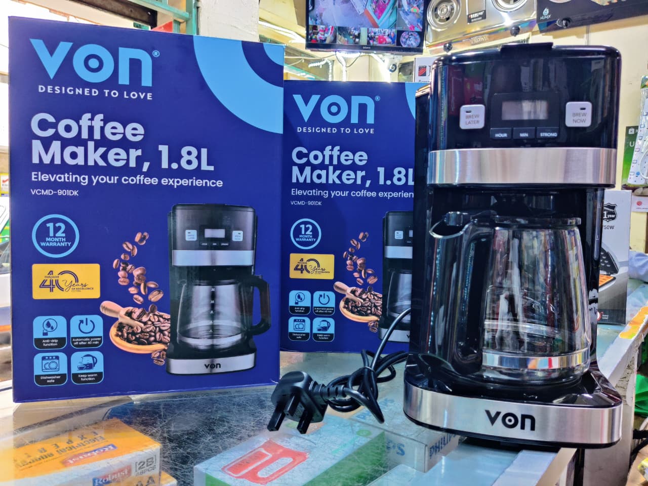 Von Coffee Maker Digital,Black VCMD-901DK°Drip Coffee Machine
°Digital Control Panel
°Capacity:1.8L glass jar
°30seconds anti-drip function
°Removable funnel
°Dry boil protection
°Automatic power off
