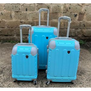 🤑🥑**TRAVEL IN STYLE **🥑🌽26 INCH 3 IN 1 LAXURIOUS FIBRE SUITCASE BRIEFCASE TRAVEL BAG.Made of high-quality materials
Sleek and stylish design
3-in-1 design 
Hard outer shell for protection
Number o