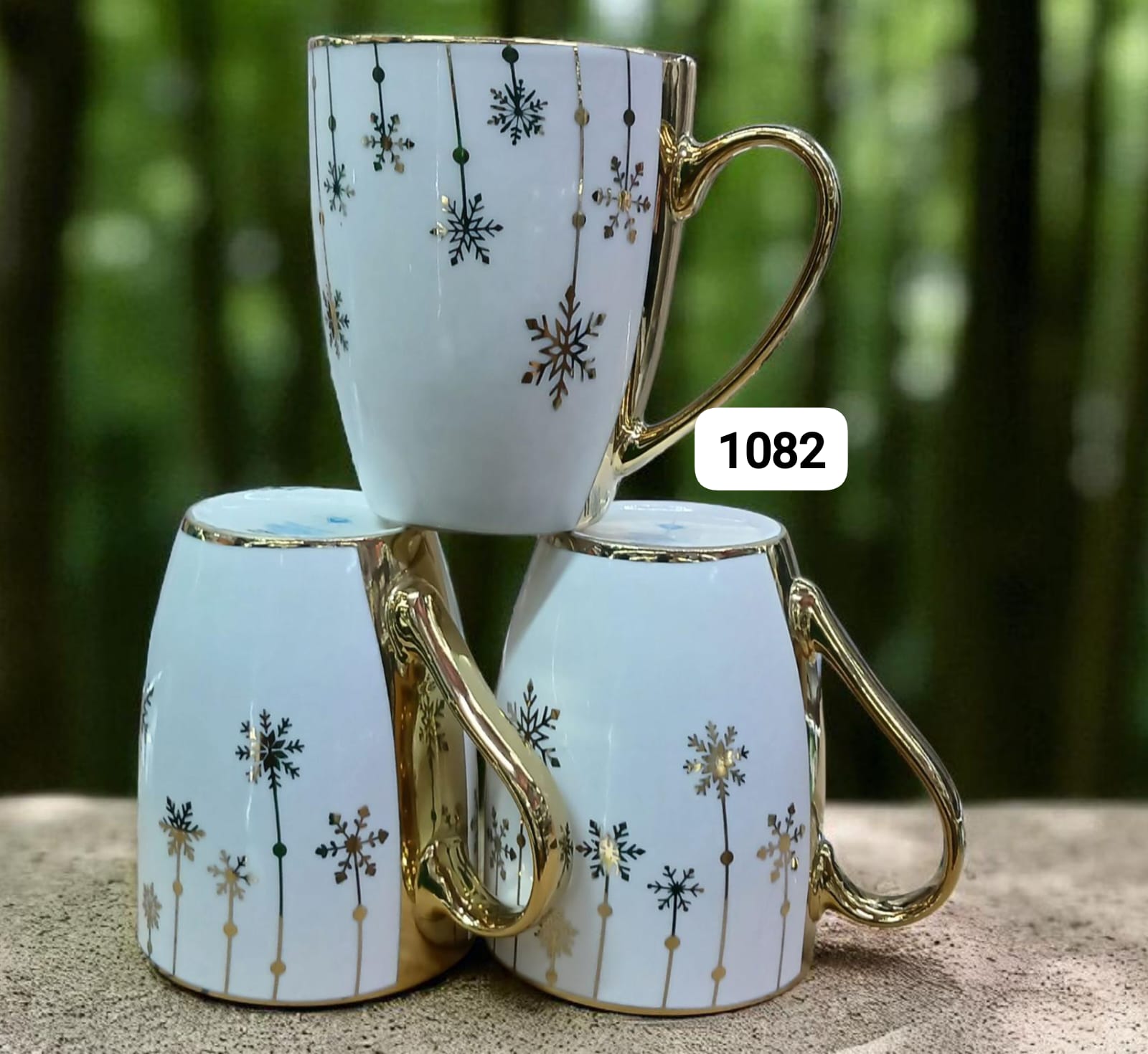 🤪Discover The New Arrivals 🤪Set of 6 Golden Cups Marble Ceramic Coffee Cup.Smooth surface, easy to clean, clean after flushing, thick and durable.
Fired at high temperature, the glaze is firm, smoot