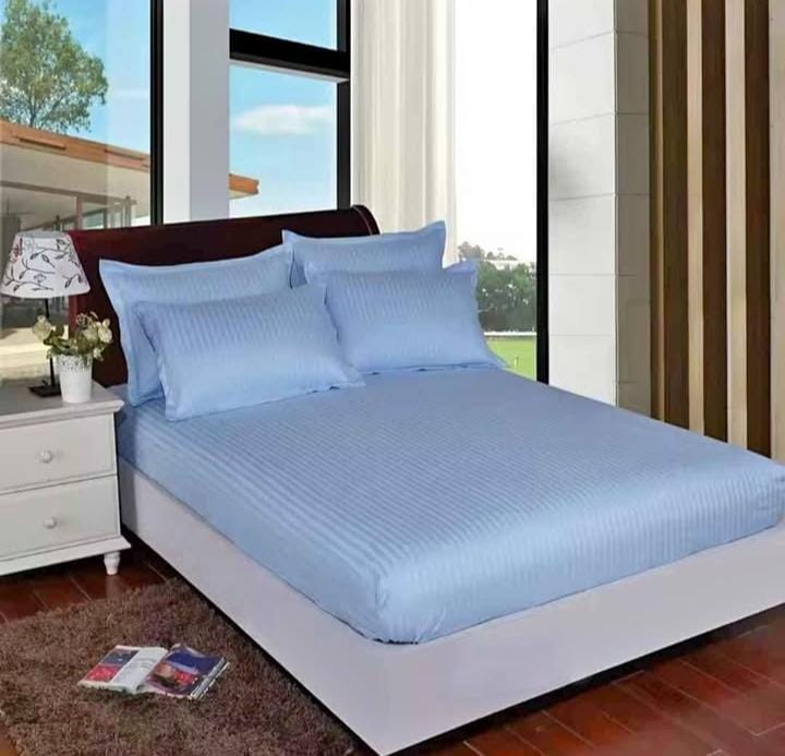 Fitted Plain/Stripped High Grade Premium Cotton Bed Sheet Set, 1Flat Bedsheet, 1 Fitted Bedsheets & 4 Pillow Cases
