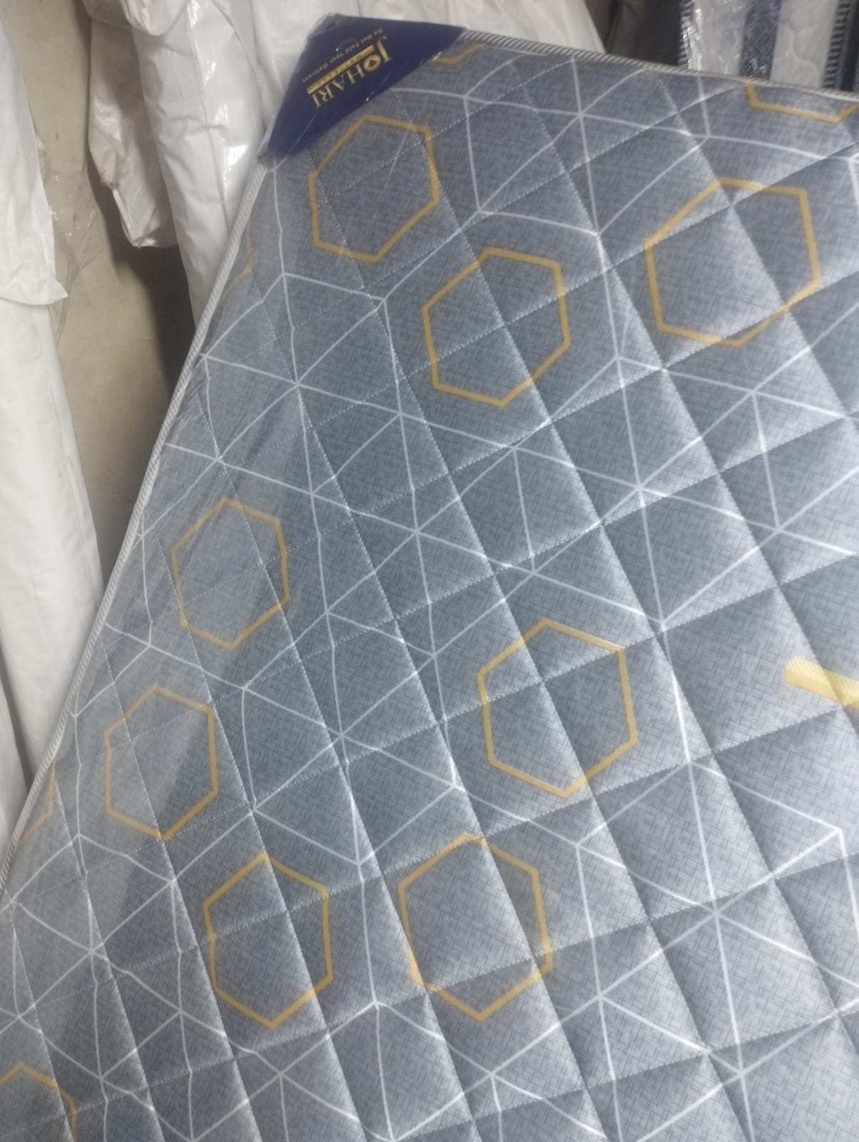 🛏️🔑 JOHARI 8-Inch Fibre Quilted High-Density Mattress – Elegant, Long-Lasting Support for Home & Hospitality 🧵💤 (Brand New) – Premium F-Fibre Technology 🌟🛡️