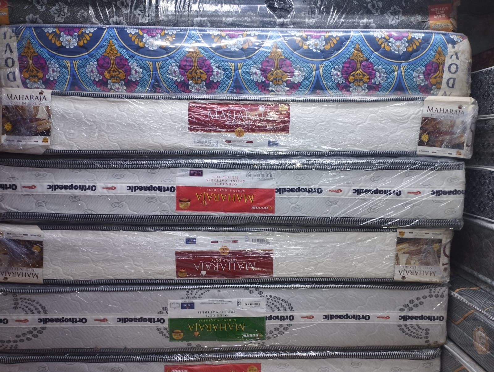 👑🛏️ MAHARAJA 8-Inch Quilted Orthopedic Spring Mattress – Pocket Coil Support & Elegant Quilting for Royal Comfort 💎 (Brand New) 👑🩺