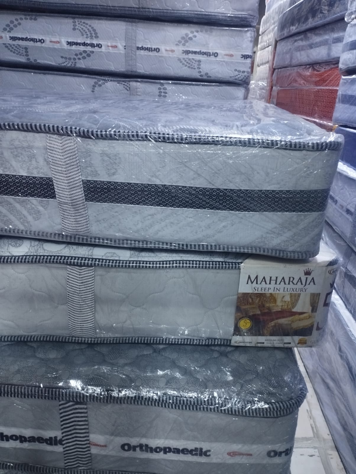 👑🛏️ MAHARAJA 8-Inch Quilted Orthopedic Spring Mattress – Pocket Coil Support & Elegant Quilting for Royal Comfort 💎 (Brand New) 👑🩺
