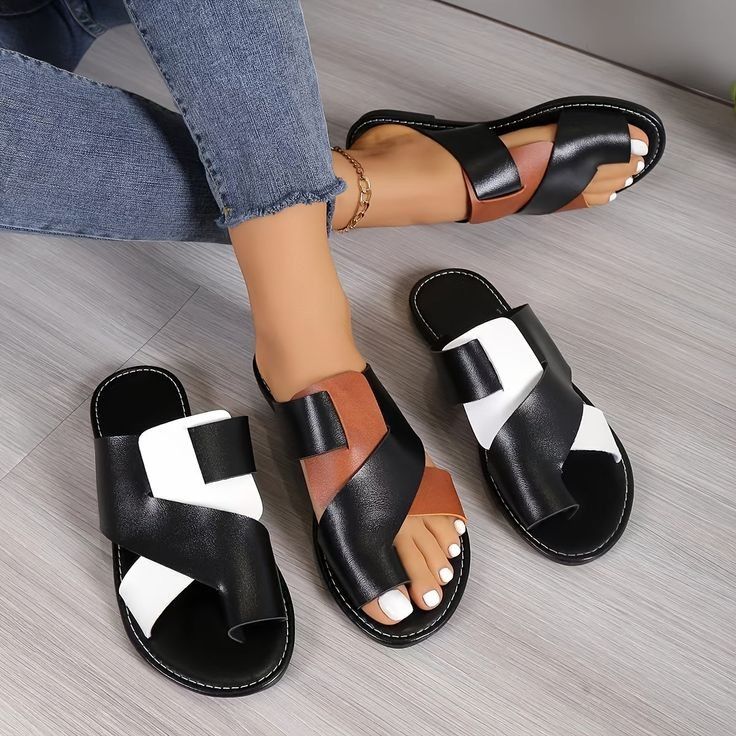 Ladies comfort slides leather sandals for beach can be worn with dress , trousers or shorts on the beach, or streets for strolling or at work affordable cute elegant stylish