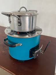 BIO-LITE JIKO SAFI. EFFICIENT AND CONVENIENT IN COOKING DURABLE SAVES YOU TIME POCKET FRIENDLY