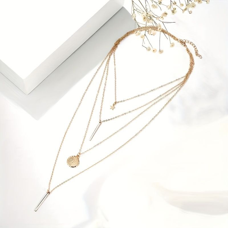 Multi-layer necklace for women, versatile, high-end, five-pointed star, one-line disc, geometric shape, fashion jewelry