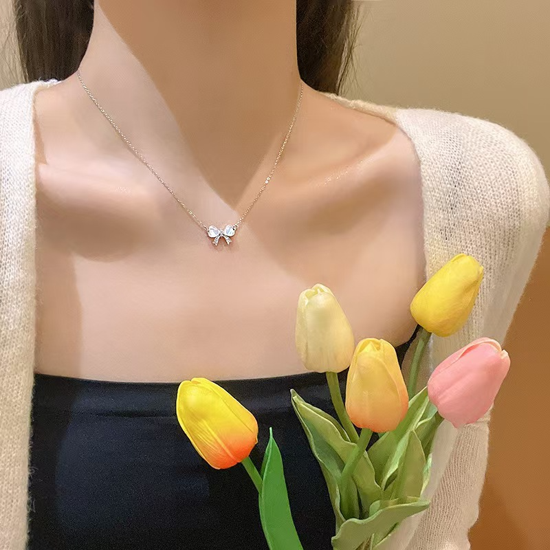Bow Tie Necklace For Women, Luxury Necklace, Non-Fading Clavicle Chain, Titanium Steel Necklace