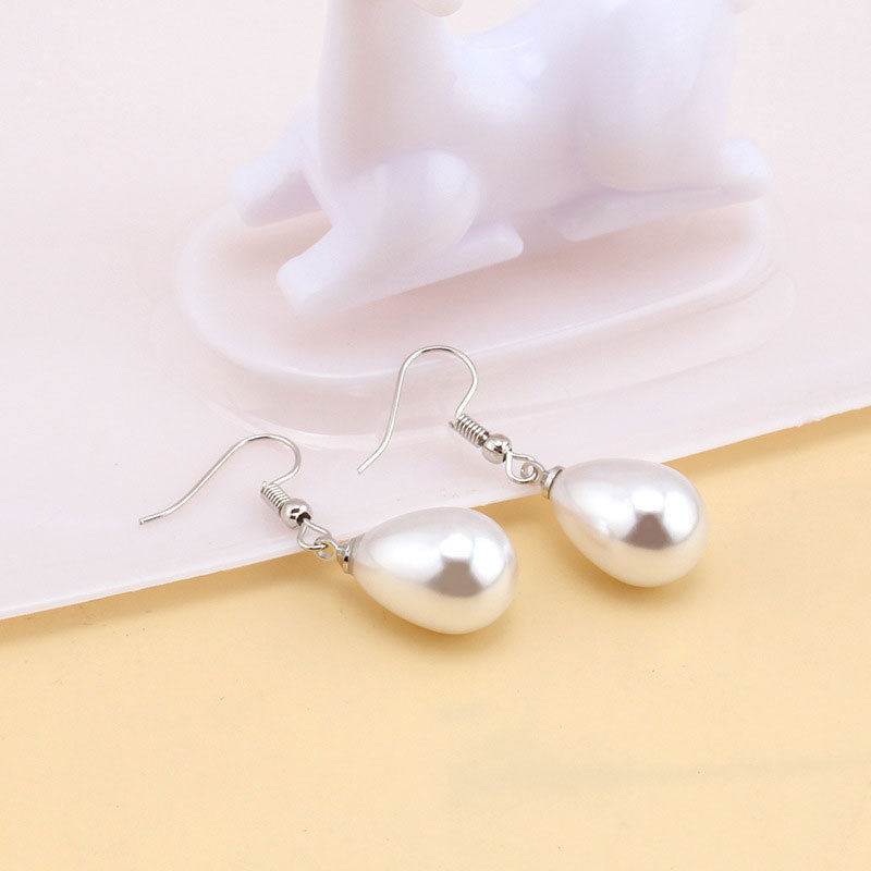 Hot Selling Water Drop Imitation Pearl Earrings For Women Light Luxury High-End Artificial Pearl Earrings Earrings