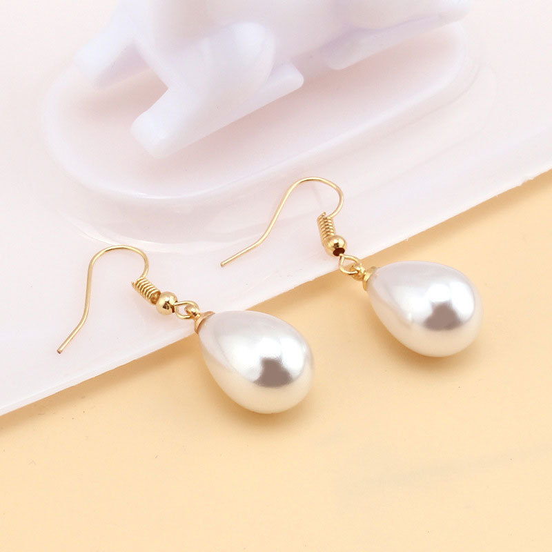 Hot Selling Water Drop Imitation Pearl Earrings For Women Light Luxury High-End Artificial Pearl Earrings Earrings