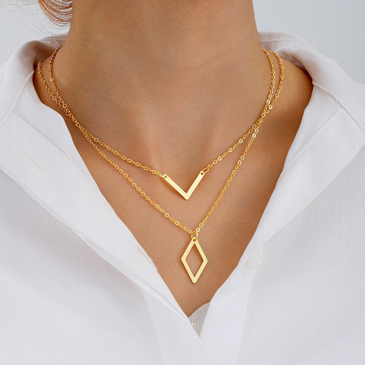 Creative Geometric V-Rhombus Necklace 2-Piece Set Stylish Simple Prism Pendant Sweater Chain Ladies