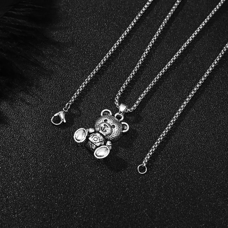 Hip Hop Wind Bear/Rabbit Necklace Trendy Cool Hop Hee Rabbit Pendant Bouncing Versatile Personalized Sweater Sweater Chain Men'S And Women'S Accessories