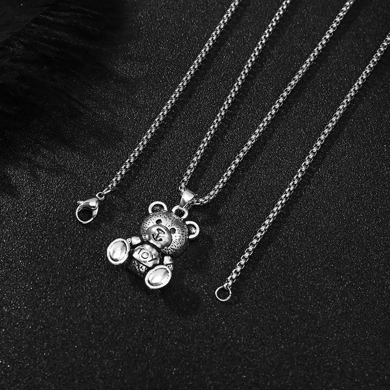 Hip Hop Wind Bear/Rabbit Necklace Trendy Cool Hop Hee Rabbit Pendant Bouncing Versatile Personalized Sweater Sweater Chain Men'S And Women'S Accessories