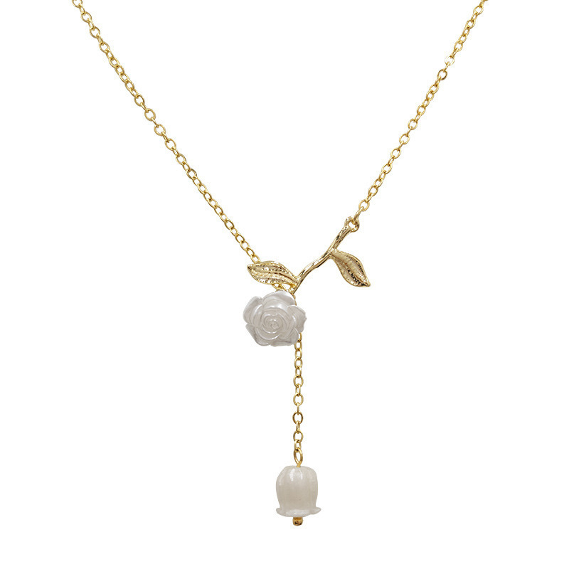 New Light Luxury Design Female Rose Hanging Rose Pendant Necklace Pendant Necklace, Fashionable Round Bead Flower Camellia