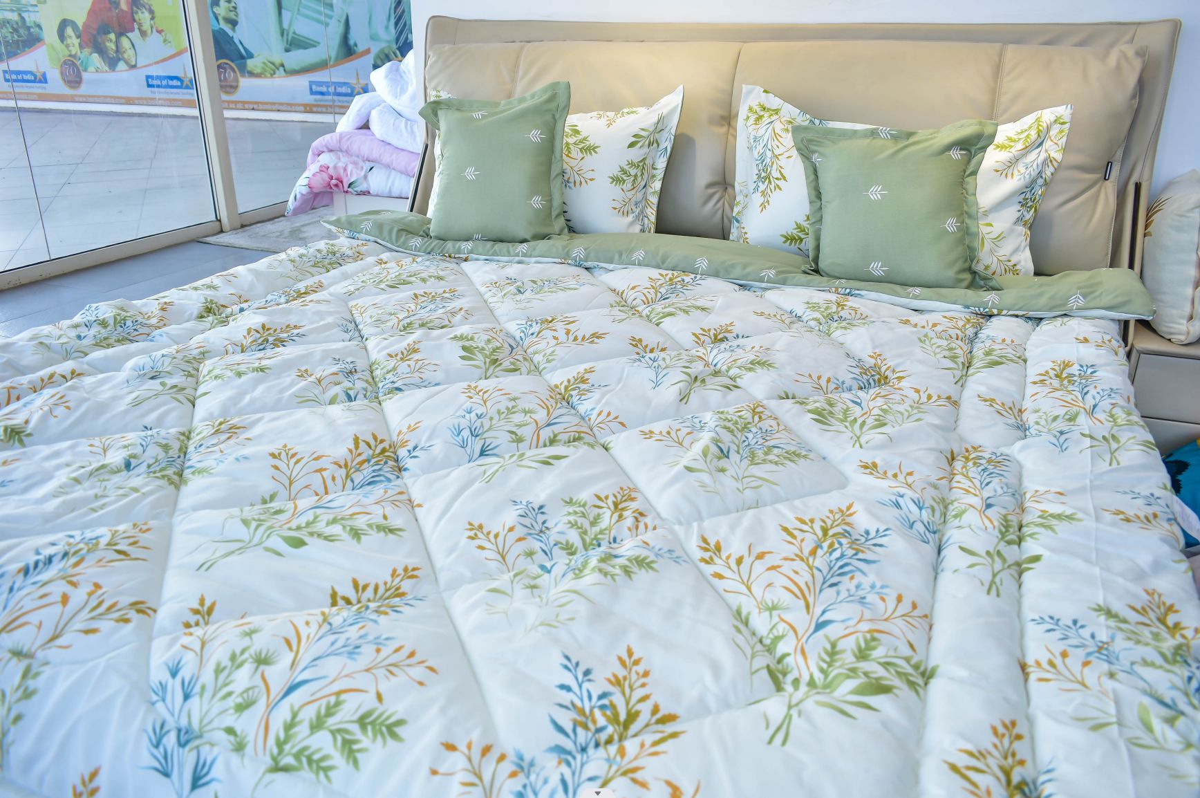 Bring Elegance And Comfort To Your Bedroom With Johari 6pcs Of Luxury Nordic Style Cotton Microfiber Duvet Sets (One Duvet, Four Pillow Covers Or Cases And One Bedsheet) Bedding Set (Random color)