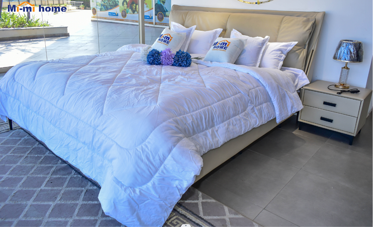 Easter Sales Mimi  White 6 Set (6 SET)  Duvet .Simplicity Meets Sophistication In This All-White Luxury Bedding Set - Perfect Choice For Those Who Love A Calm, Minimal And Timeless Bedroom Vibe.