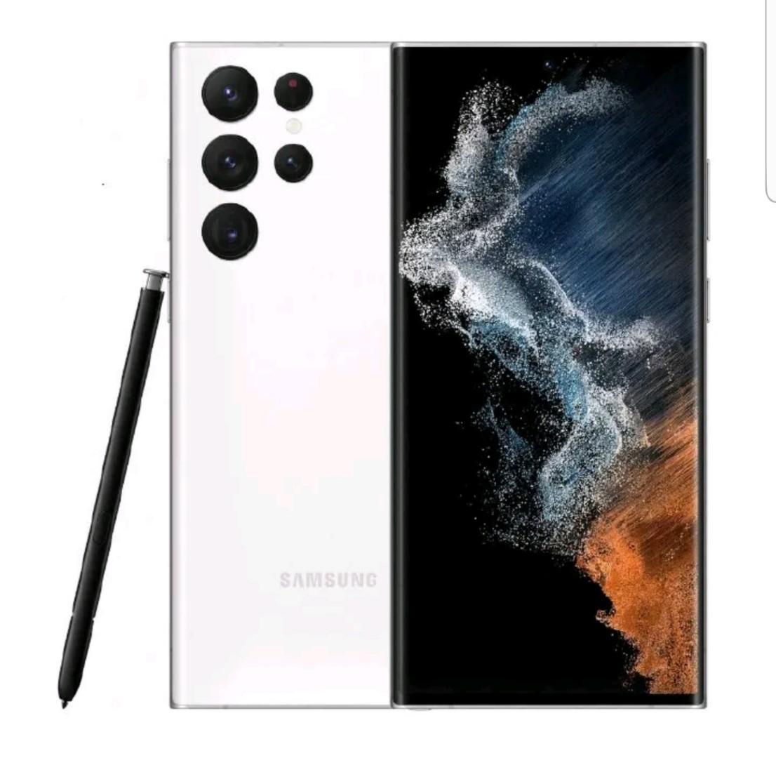 [Flagship Powerhouse] The Samsung Galaxy S22 Ultra 5G 256GB ROM +12GB RAM Smartphone 6.8" AMOLED Snapdragon 8 Gen 1 + S Pen  Dual SIM, 108MP Camera, 5000mAh Battery, 5G Smartphone -Black/Burgandy