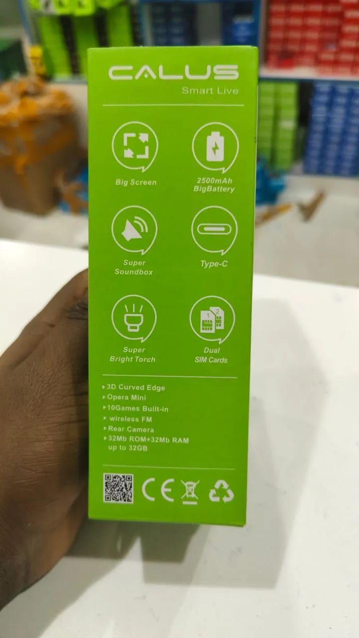 CALUS T528 NEW LARGE BATTERY 2500MAH LARGE BATTERY BIG SCREEN FAST CHARGING TYPE C CHARGER DUAL SIM CARD BRIGHT TORCH WIRELESS FM CAMERA ROM 32MB+32MB RAM FEATURED PHONE