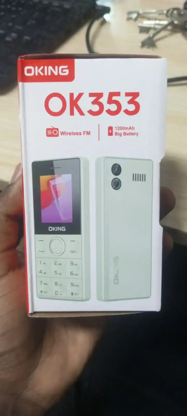 Oking OK353 2.4 INCH Display 1200mAH battery, bright flashlight, Vibration, Wireless FM with big buttons and Rear Camera FEATURE PHONE!!!