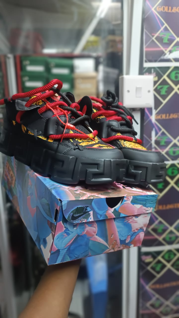 VERSACE 🔥🔥 High quality original fashionable MEN leather sneakers,. New fashion arrival holiday breathable sneakers ❤️‍🔥