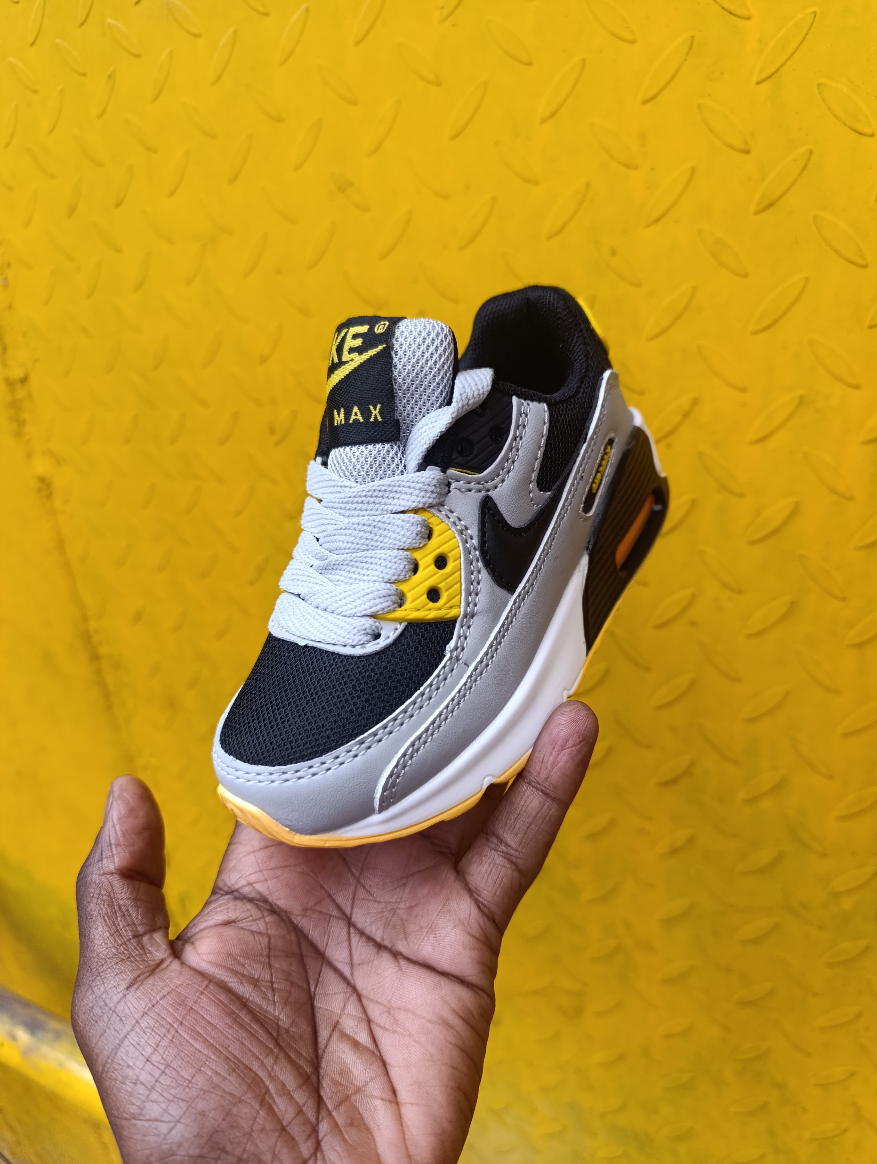 Kids⚡high quality AIR MAX 90+ UNISEX ❤️‍🔥 boys/ girls breathable fashioned kids sneakers ❤️‍🔥very cute