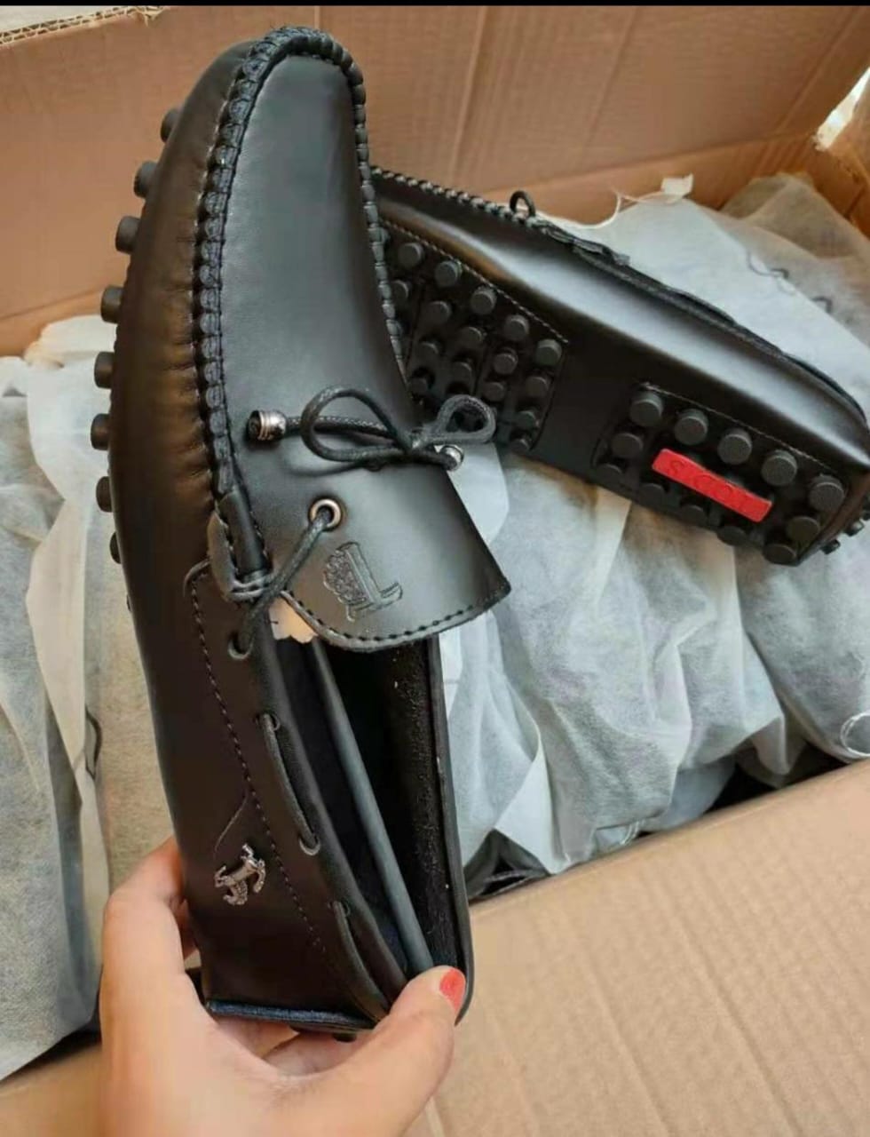 LOAFERS SUEND⚡.High quality official flat leather loafer all weather wearing classic 🔥MENS LACOSTE⚡ loafers easy to clean and also wash and wear shoes,, very cute😘