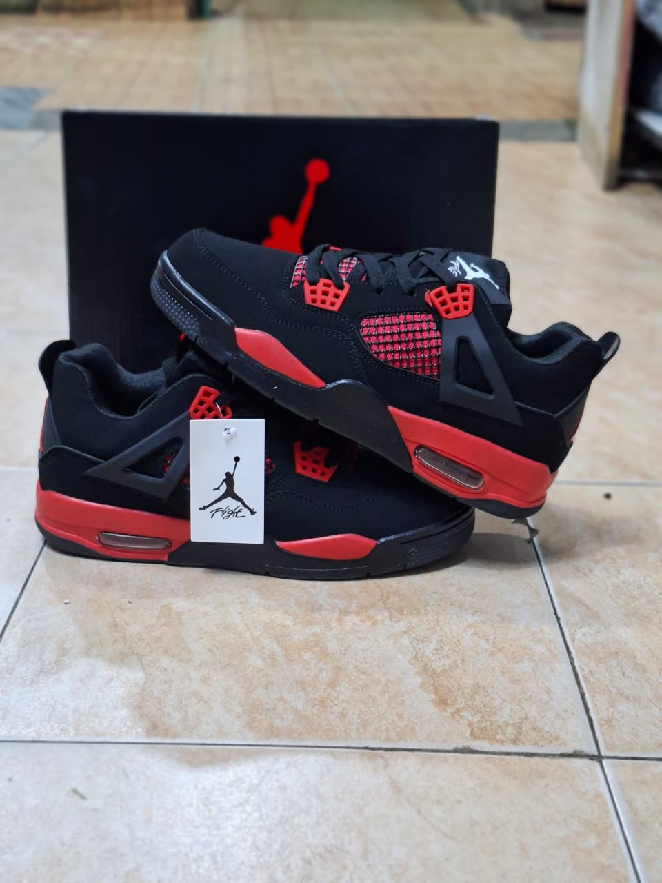 ⚡High Quality JORDAN 4 Unisex sneakers⚡ORIGINAL NEW Quality arrival latest jordan 4 sneakers .The classic unisex matching sneakers. your everyday wear durable sneaker the best one ⚡cute as pictured⚡
