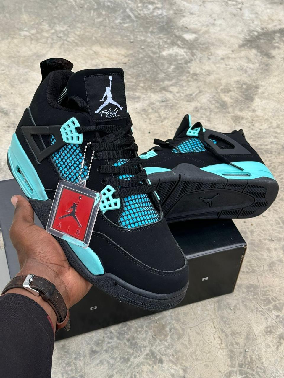 ⚡High Quality JORDAN 4 Unisex sneakers⚡ORIGINAL NEW Quality arrival latest jordan 4 sneakers .The classic unisex matching sneakers. your everyday wear durable sneaker the best one ⚡cute as pictured⚡